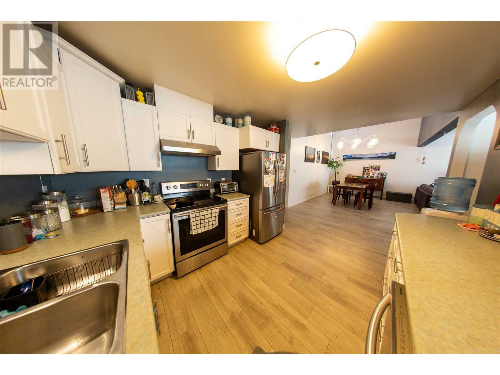 Property Photo: 137 McGill Road 76 BC V2C 1L9