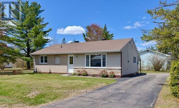 Property Photo: 15 Michael Crescent ON K8H 2L5