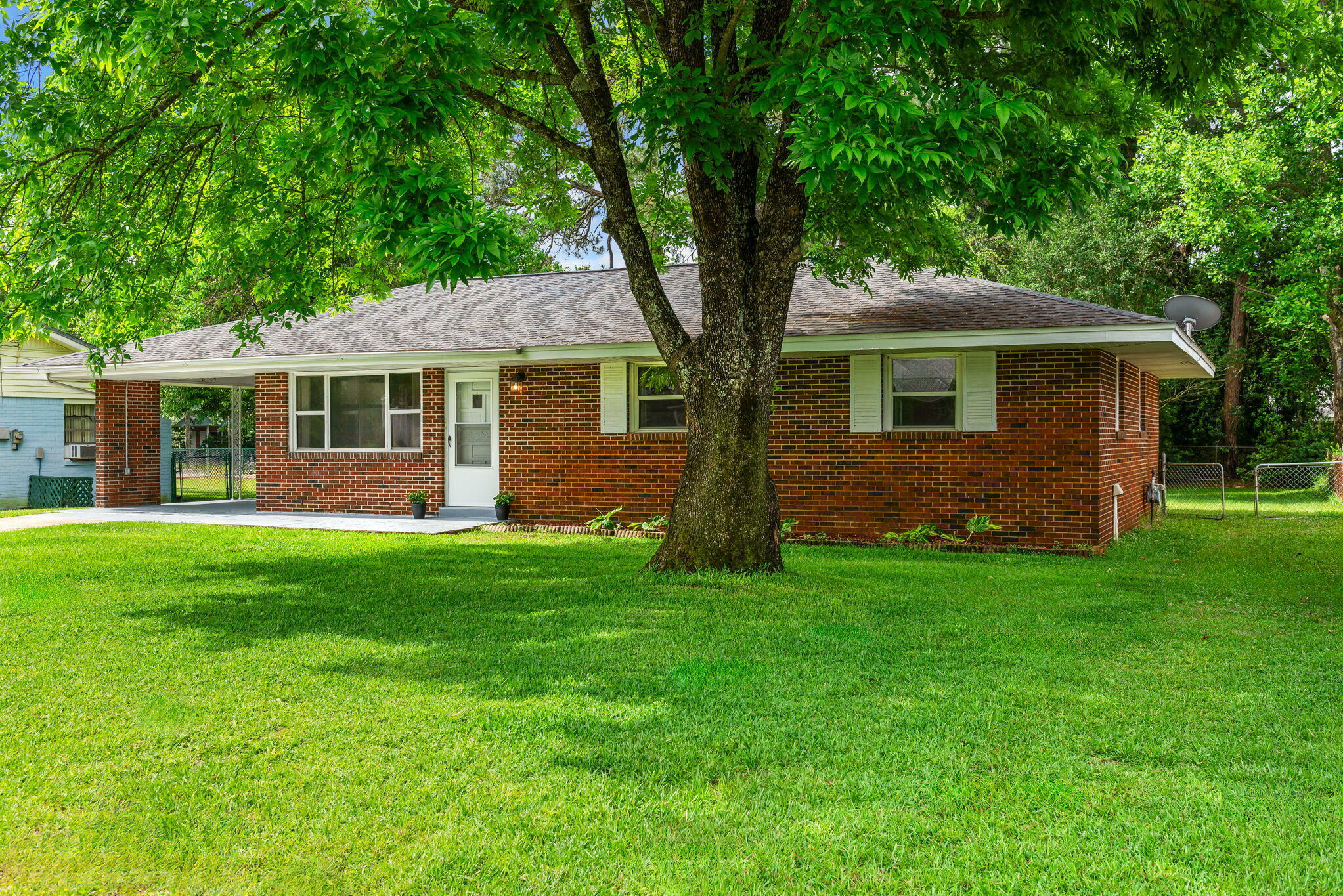 Property Photo: 312 NW Watson Drive FL 32548