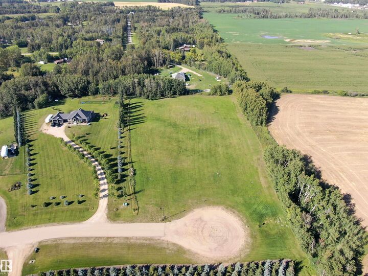 Property Photo:  51109 Rge Road 271 22  AB T7Y 1G7 