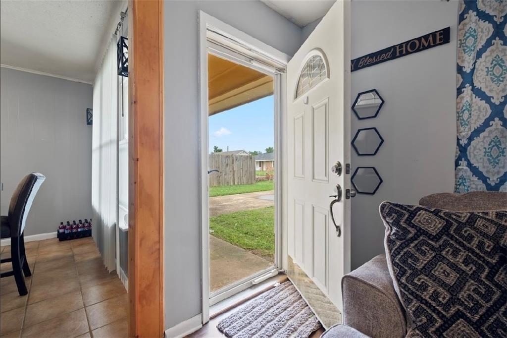 Property Photo: 805 Rampart Street LA 71302