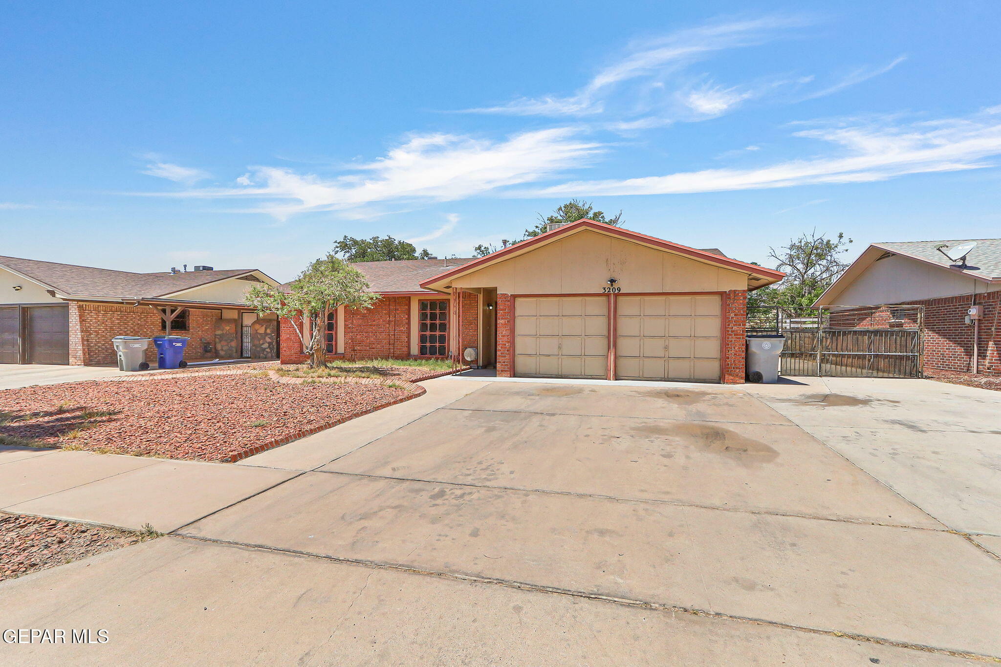 Property Photo: 3209 Tomahawk St Street TX 79936