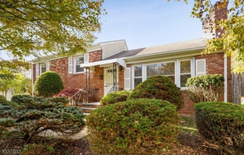 Property Photo:  27 Royal Ave  NJ 07039 
