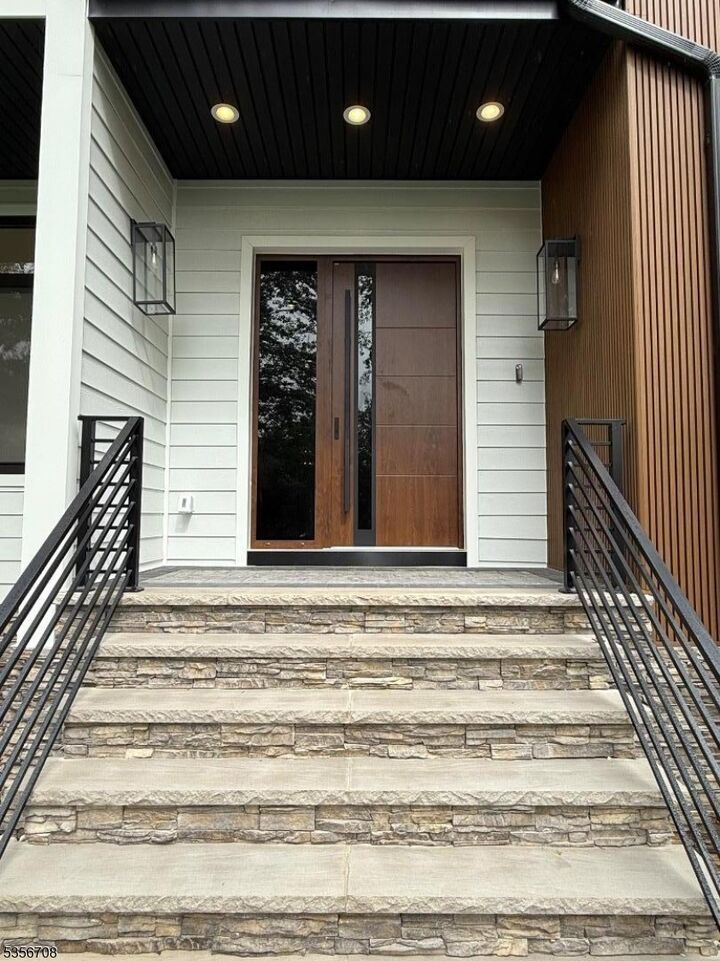 Property Photo:  6 Cambridge Dr  NJ 07078 