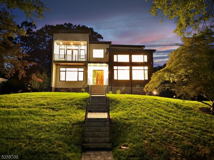 Property Photo:  6 Cambridge Dr  NJ 07078 