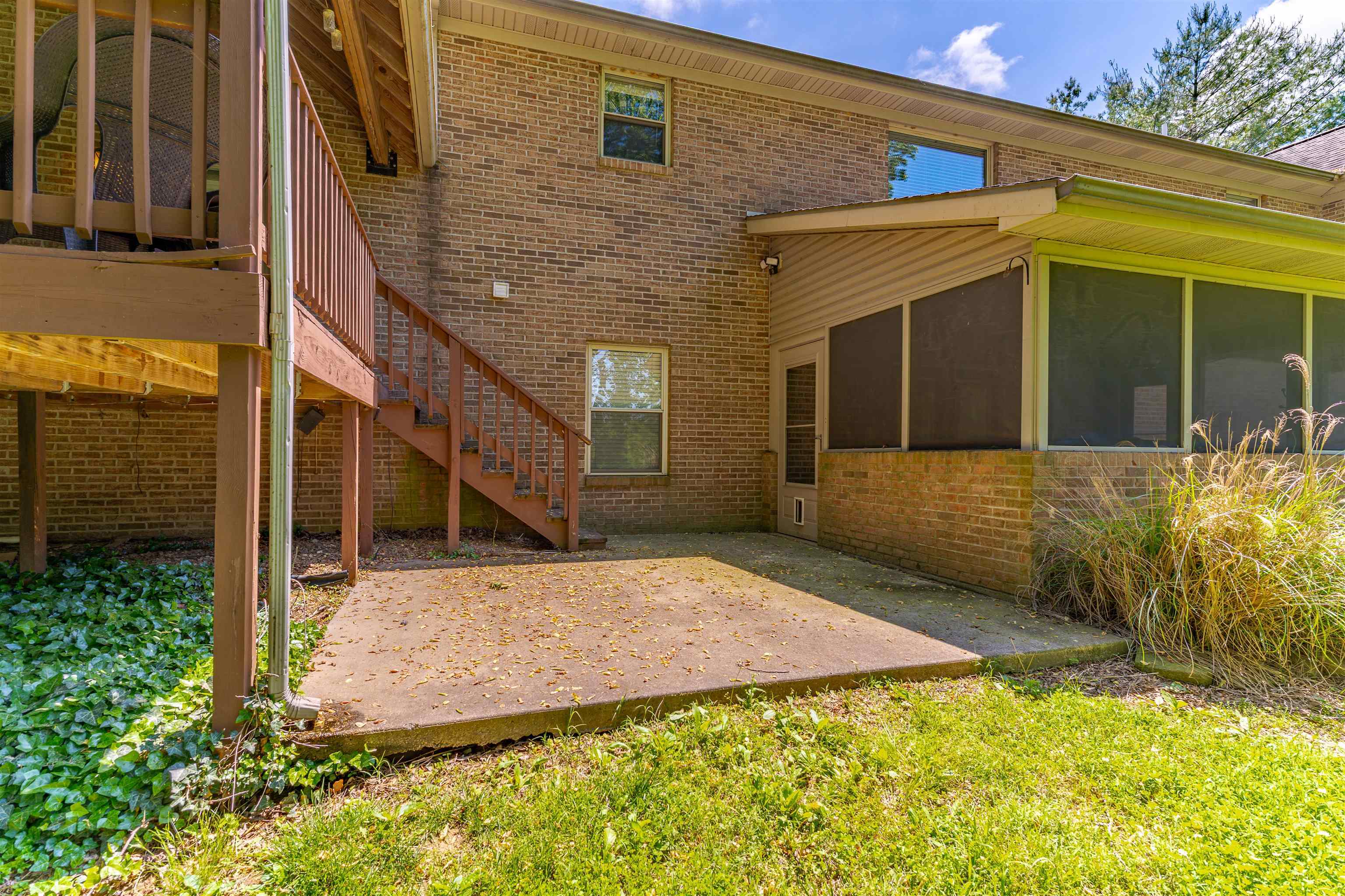 Property Photo: 15 Kallie Ct KY 42459