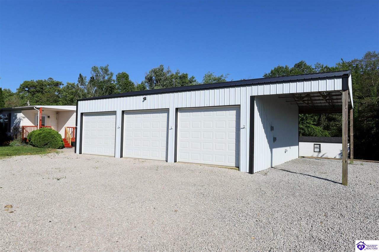 Property Photo: 4015 Woodland Road KY 40175