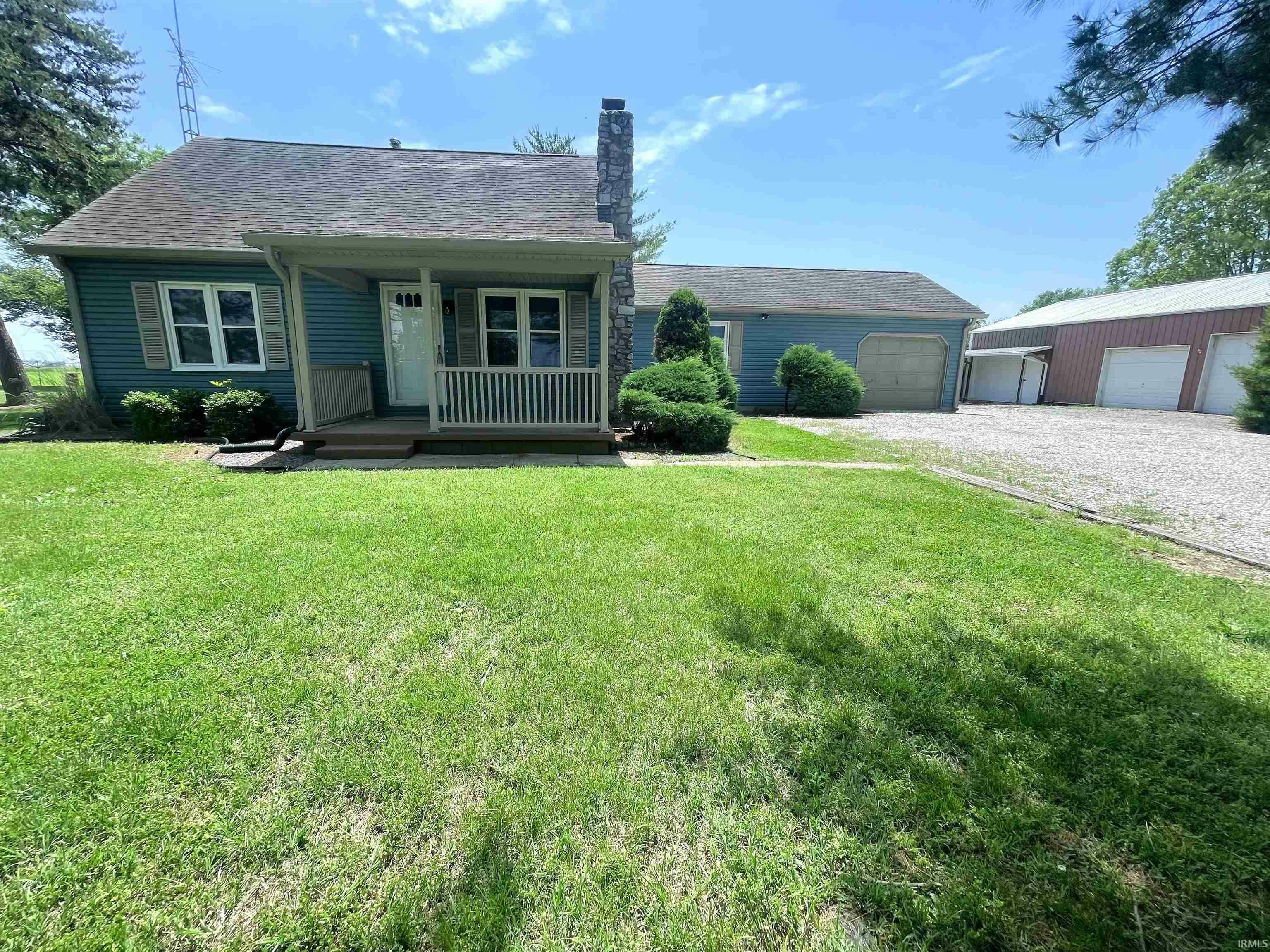 Property Photo: 1083 W 800 S IN 47648