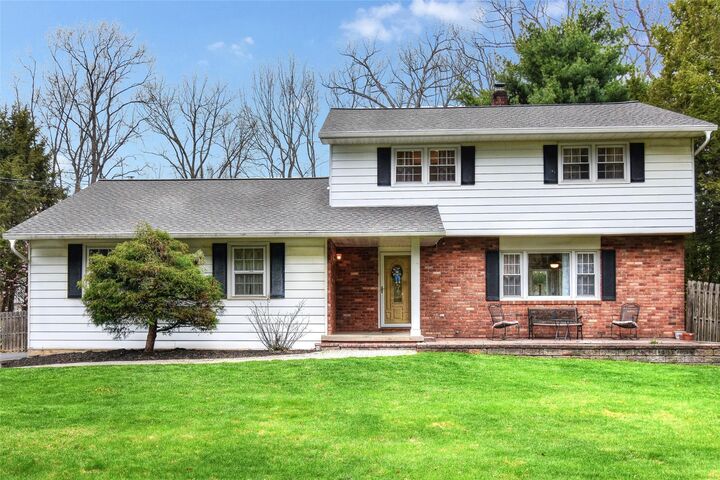 8 Lucky Lane  Washingtonville NY 10992 photo
