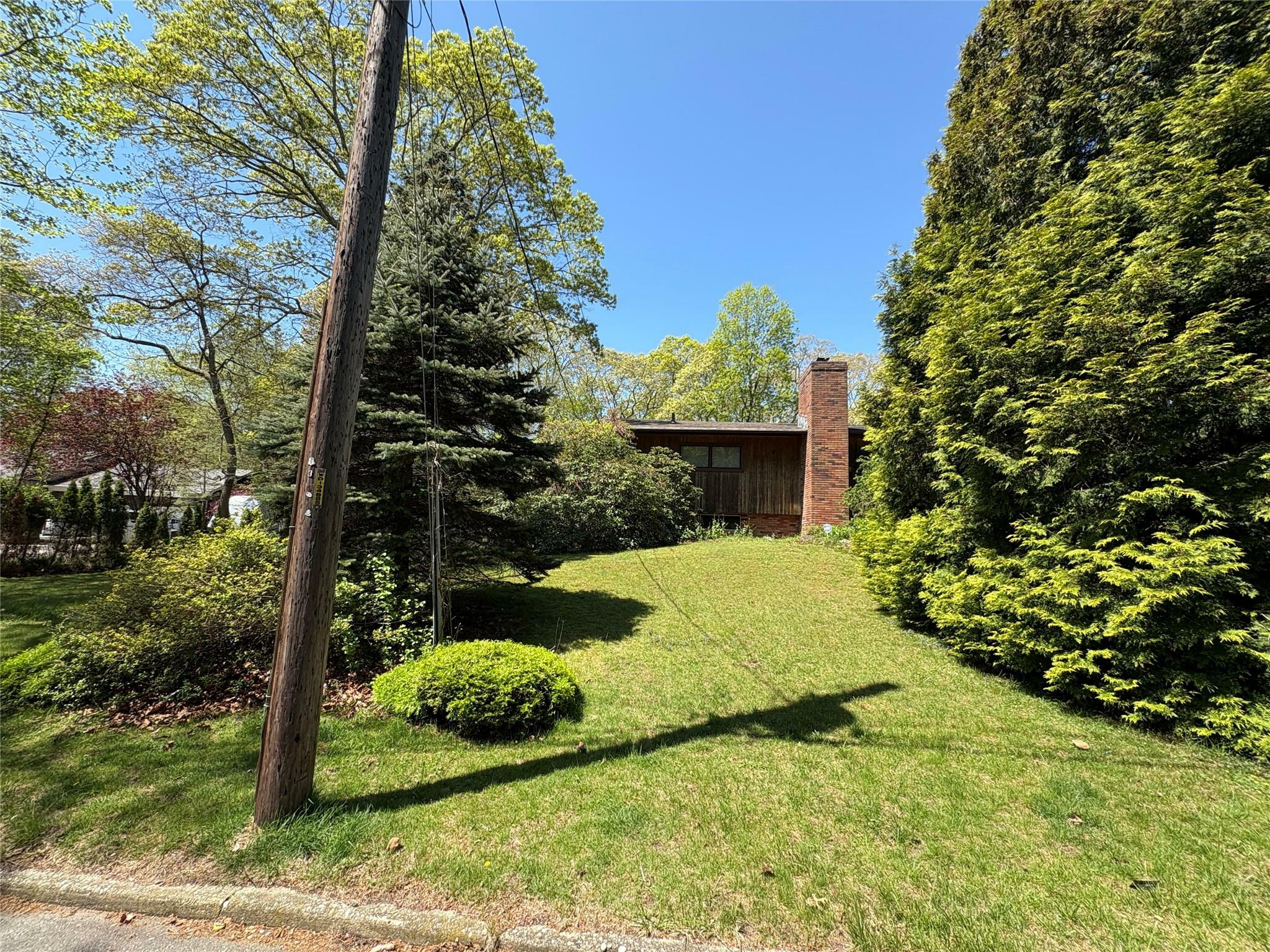 Property Photo: 6 Annette Lane NY 11940