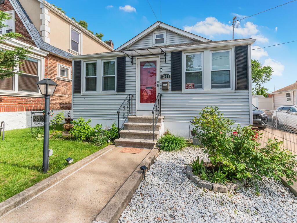 Property Photo: 2918 Schley Avenue NY 10465
