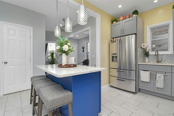 1531 Hone Avenue  Bronx NY 10461 photo