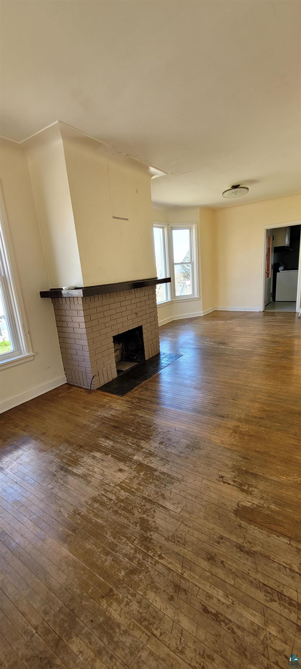 Property Photo:  112 E 5th St  MN 55805 