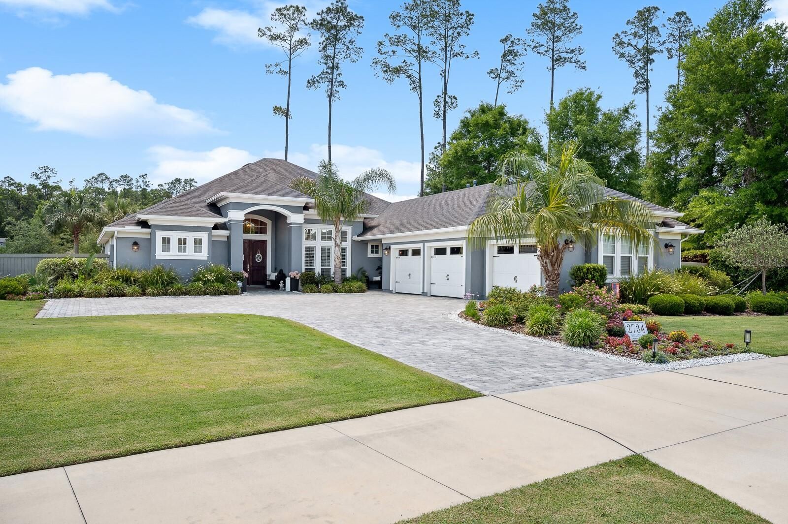 Property Photo:  2734 SW 105th Street  FL 32608 