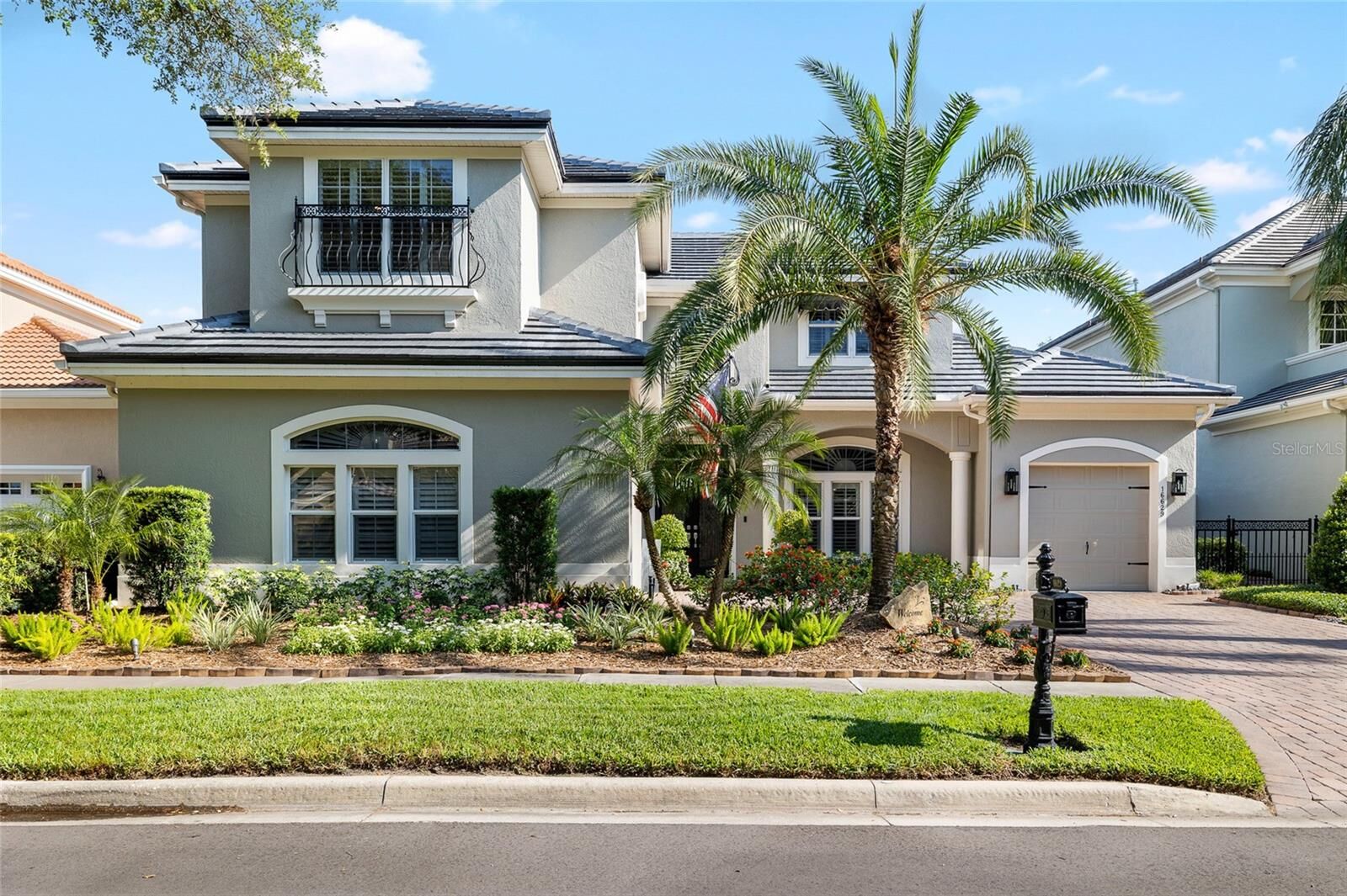 Property Photo: 16629 Sedona De Avila FL 33613