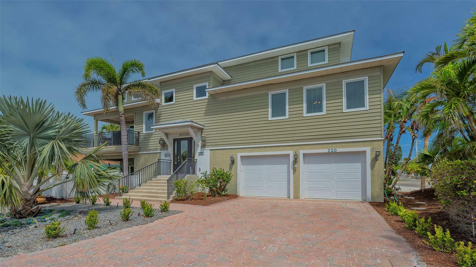 Property Photo: 220 36th Street FL 34217
