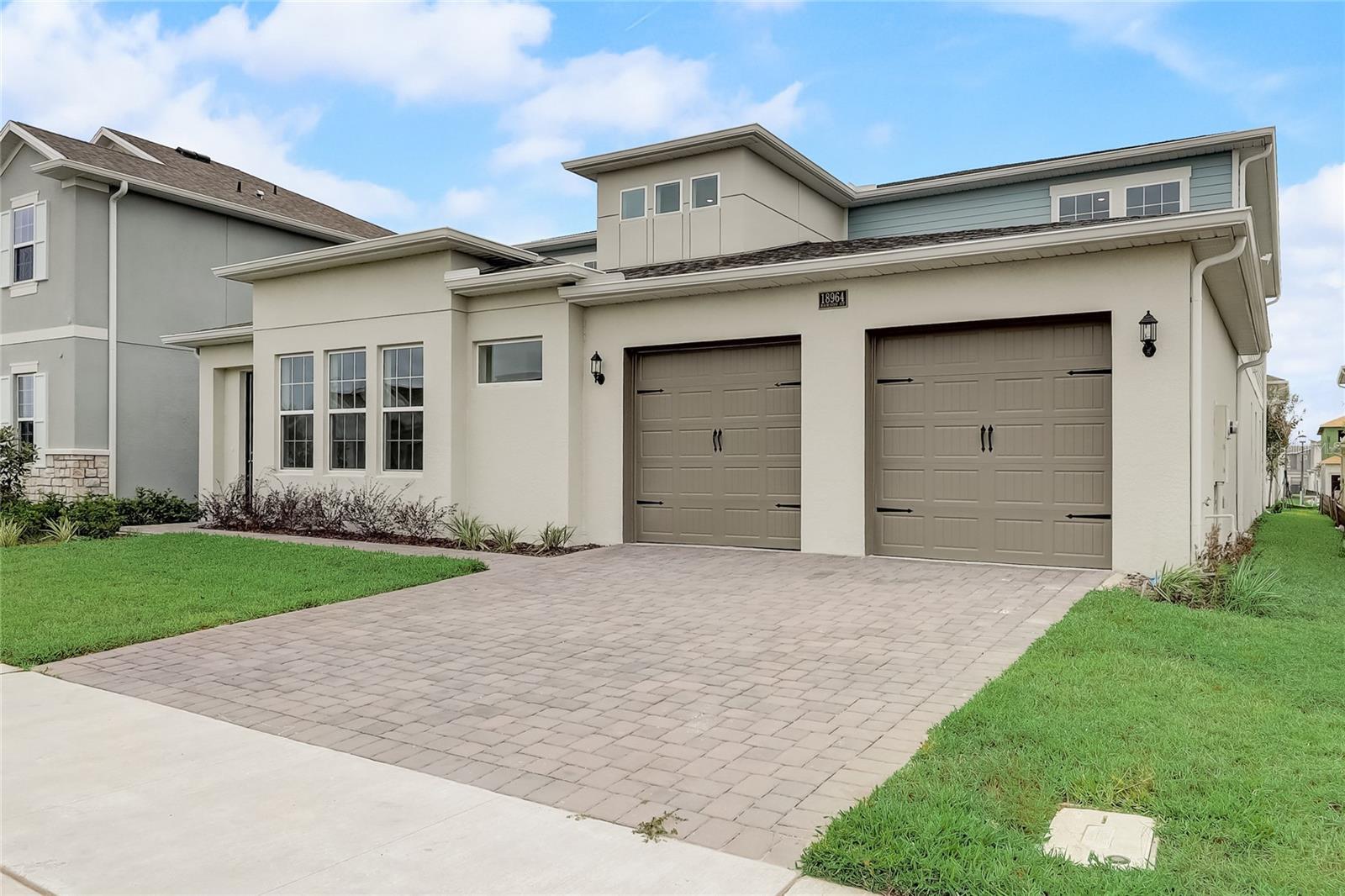 Property Photo: 18964 Rawson Street FL 32827