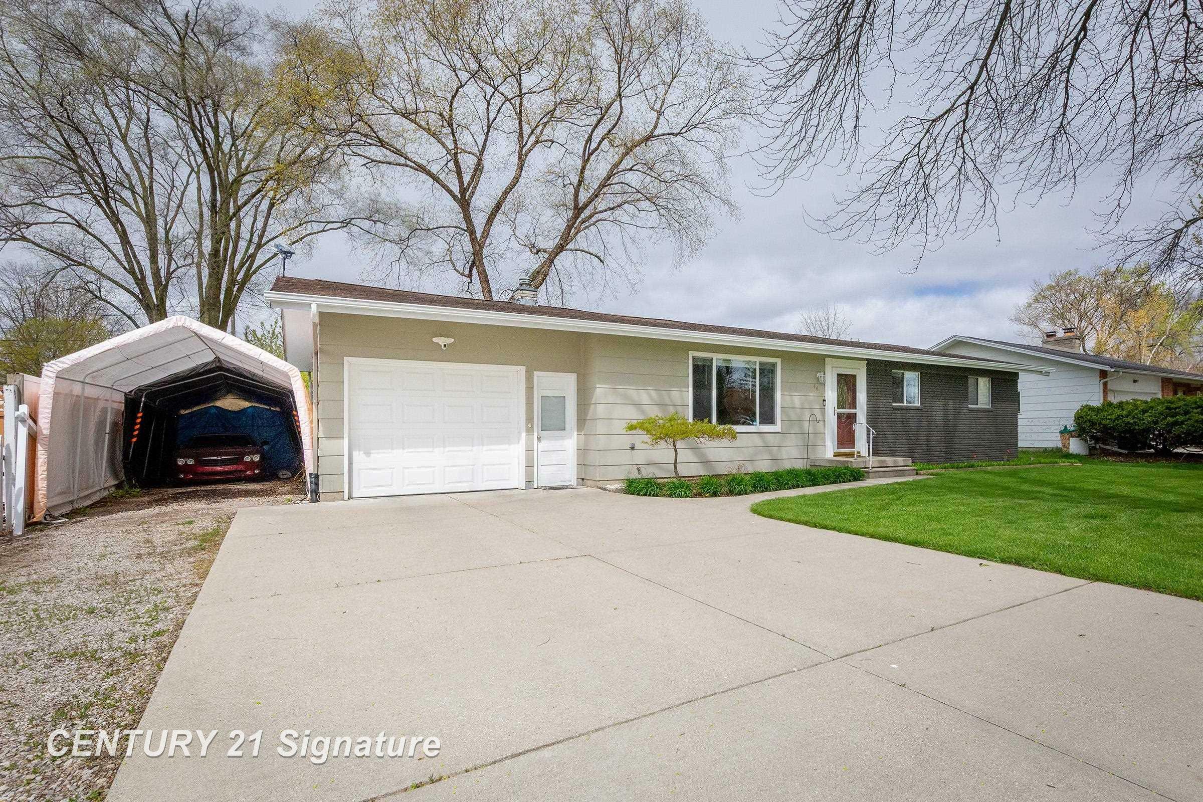 Property Photo: 4456 Altadena Drive MI 48706