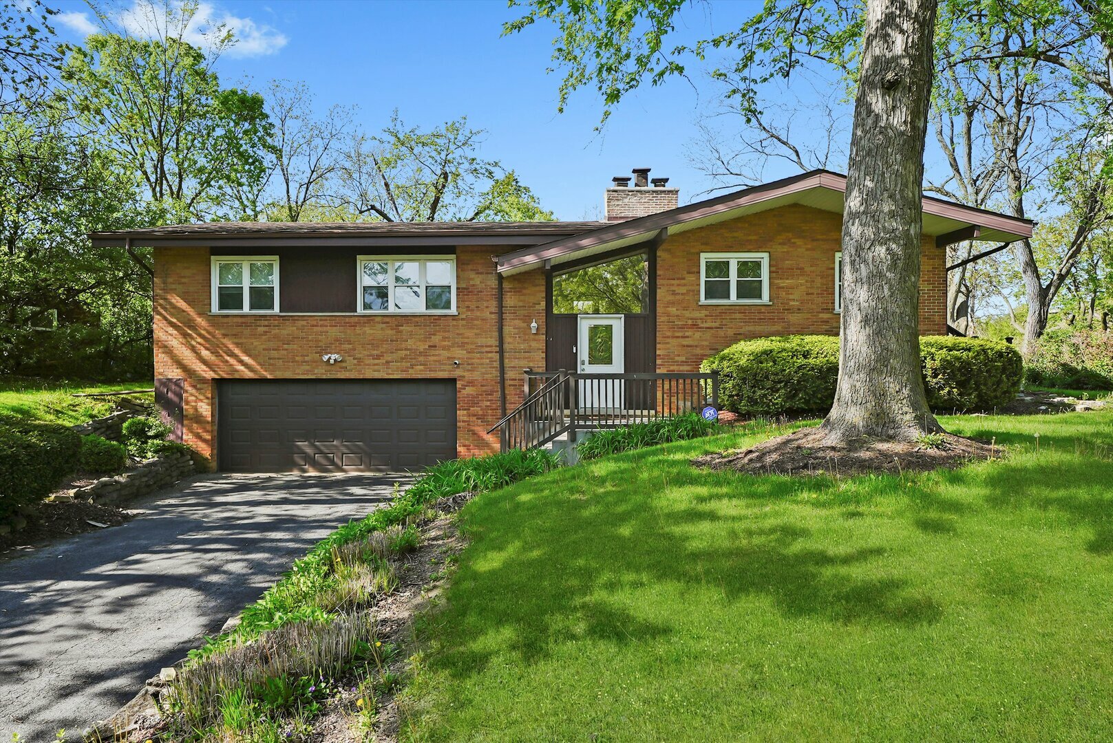Property Photo: 2747 Perry Road IL 60422