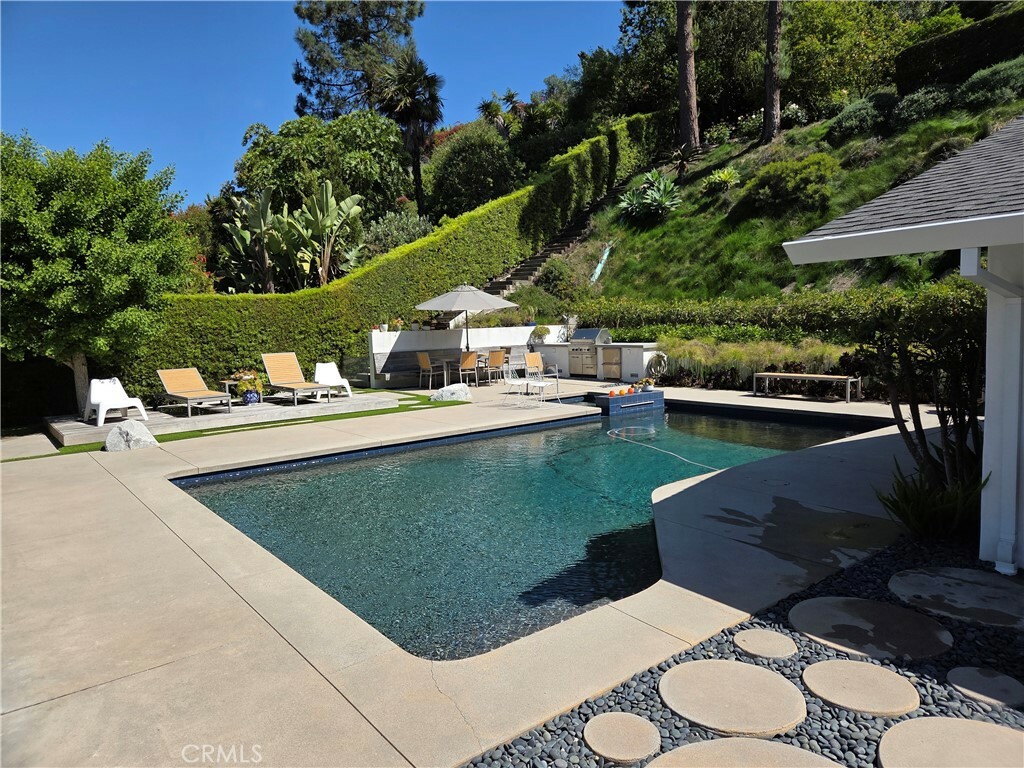 Property Photo:  28715 Crestridge Road  CA 90275 
