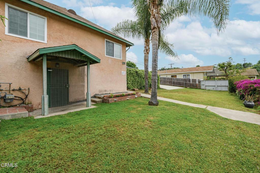 Property Photo: 2728 N Eastern Avenue CA 90032