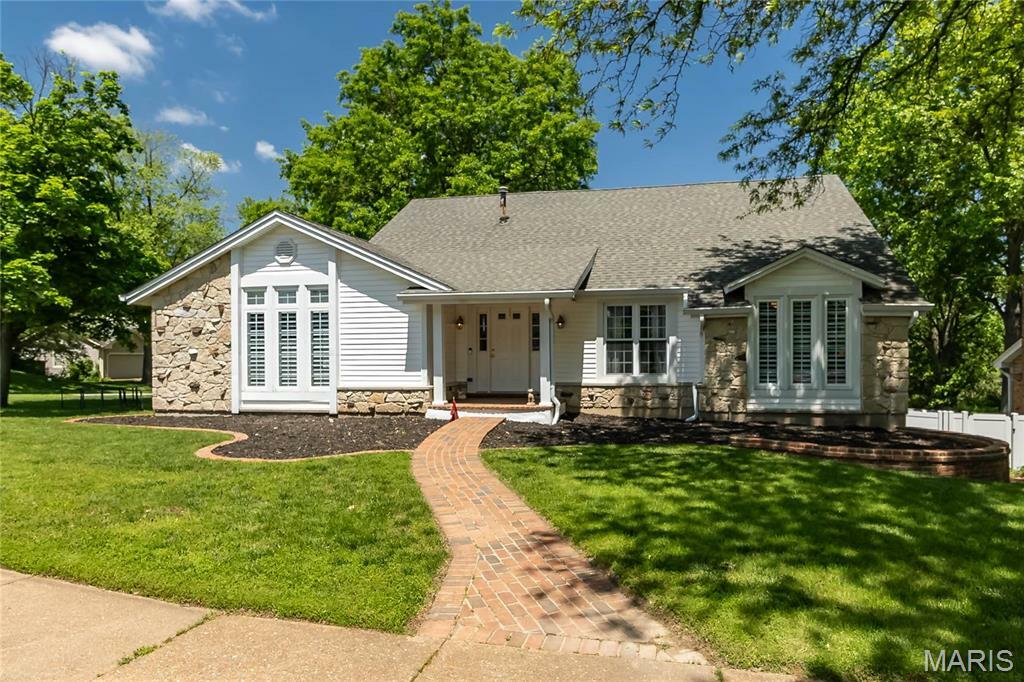 Property Photo: 293 Oakleigh Woods Drive MO 63011