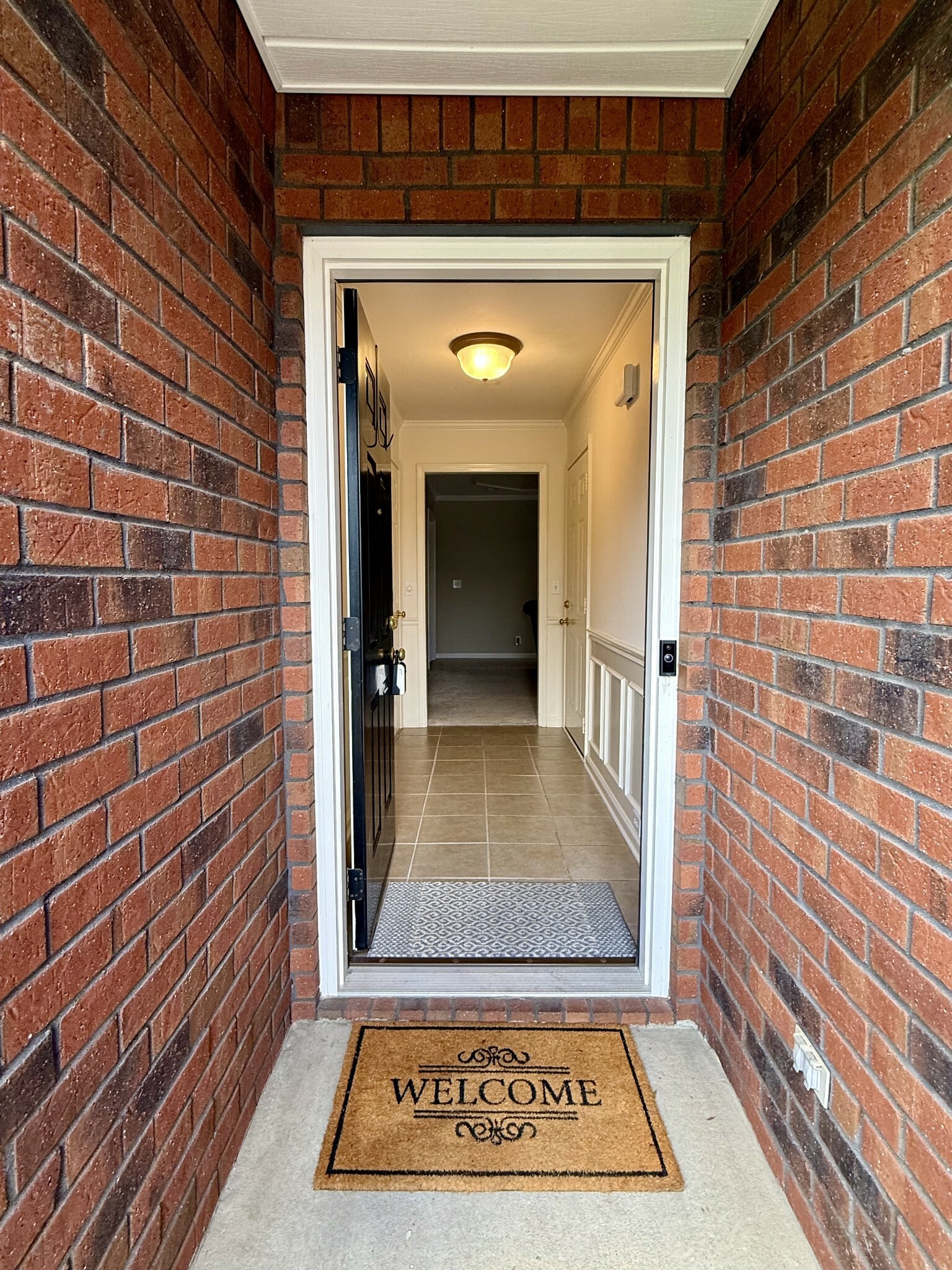 Property Photo: 2809 Stonehedge Dr TN 37128