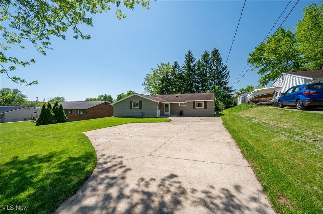 Property Photo: 2648 Bartlett Road OH 44241