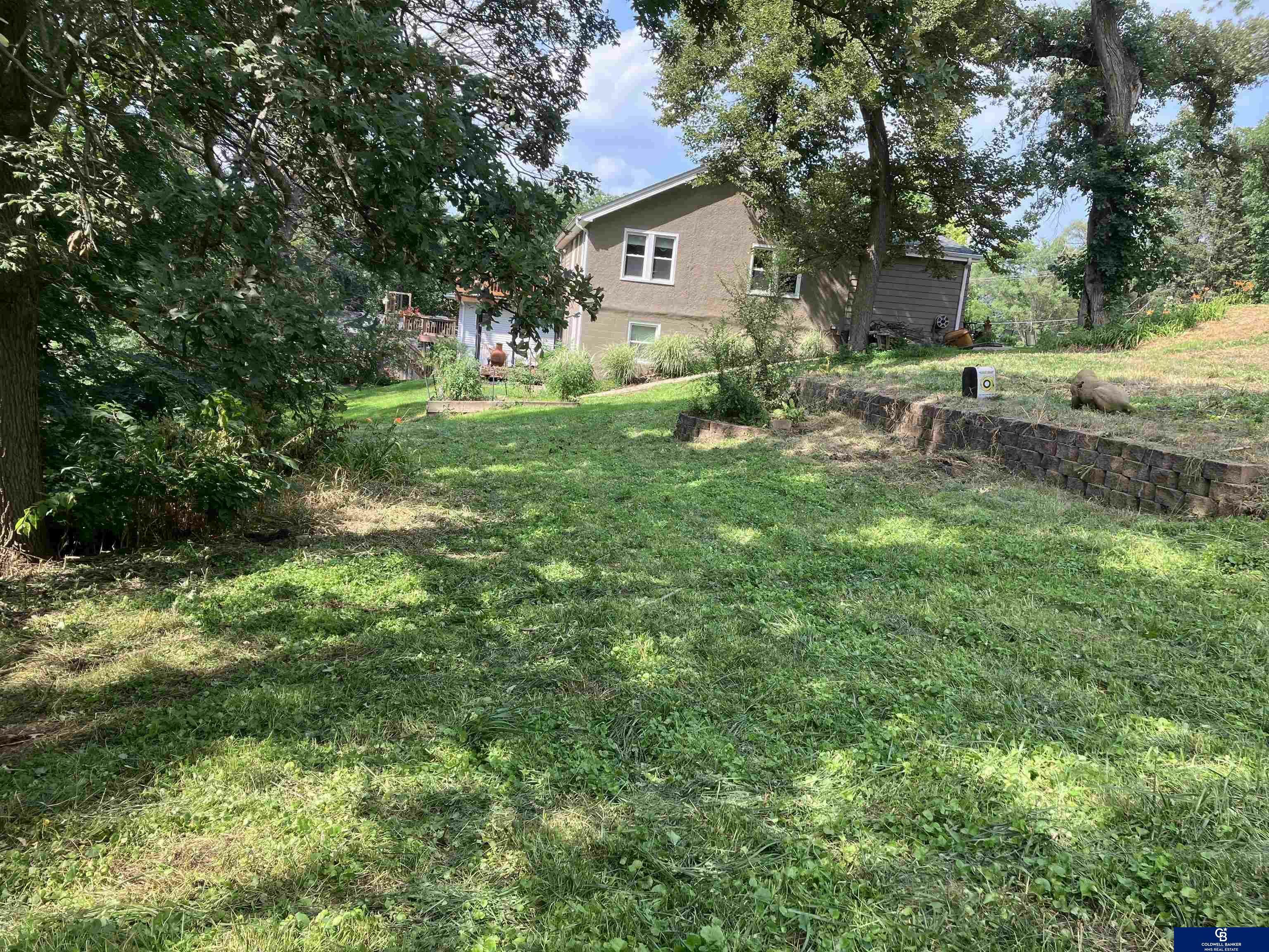 Property Photo: 11026 Calhoun Road NE 68164-0000