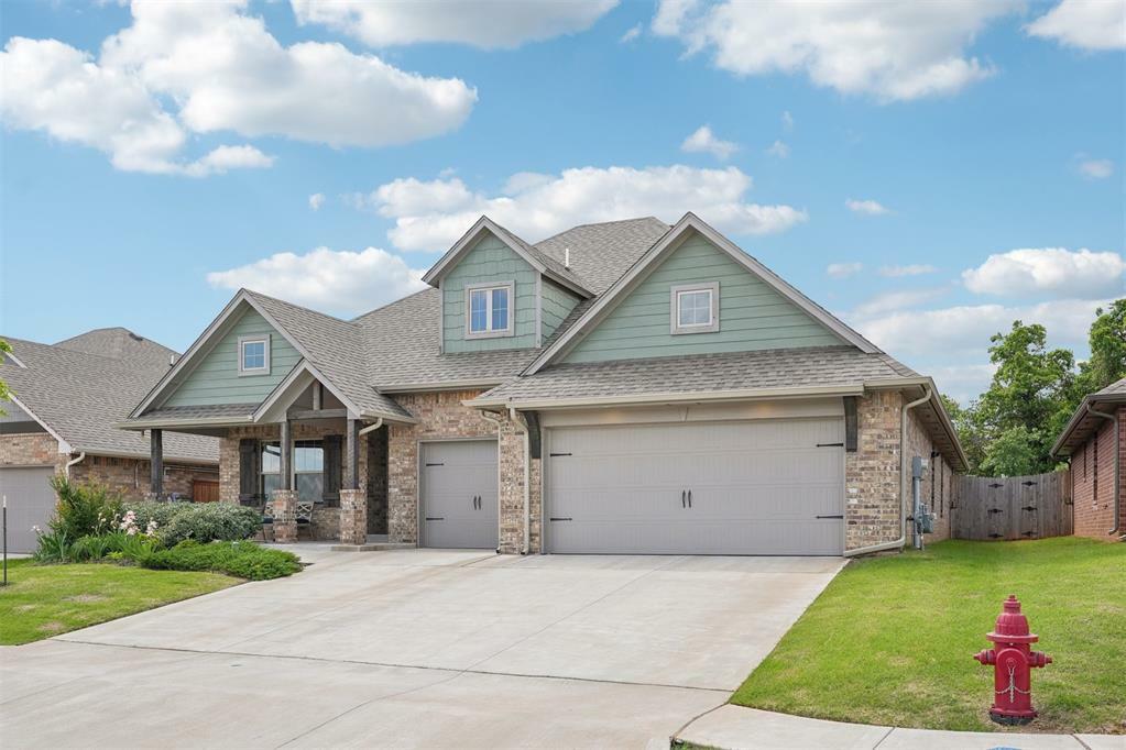 Property Photo: 8400 Poplar Drive OK 73034
