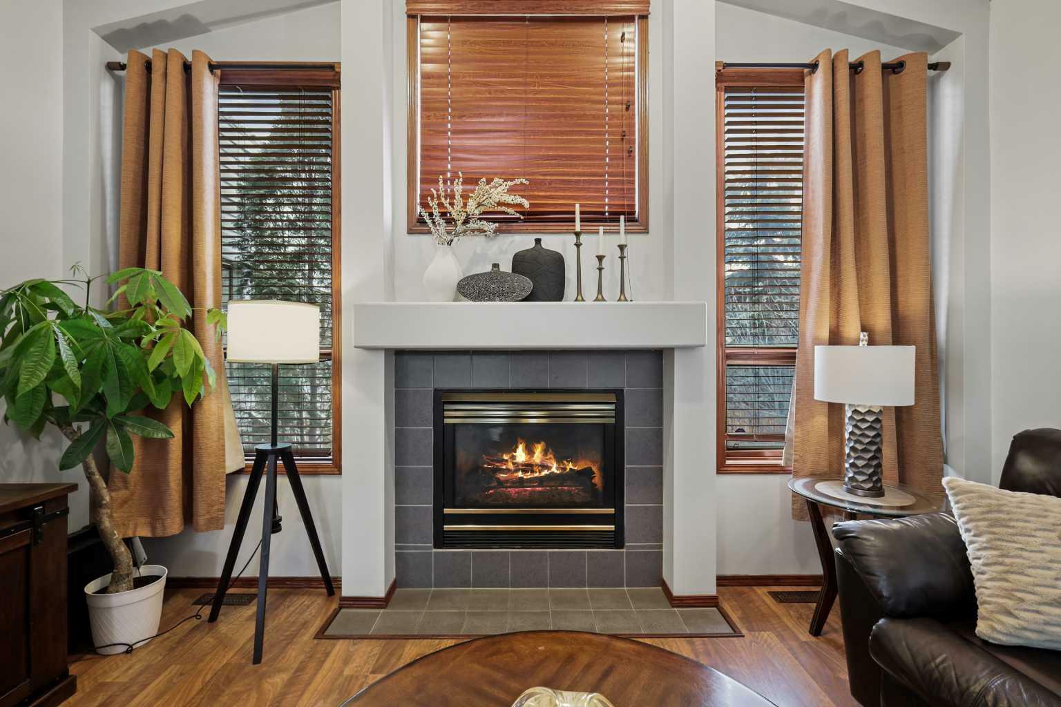 Property Photo: 125 Douglas Glen Court SE AB T2Z 2M8