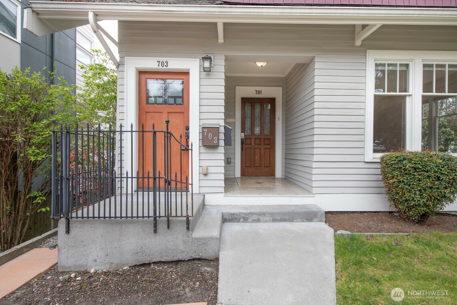 Property Photo: 701 18th Avenue S WA 98144
