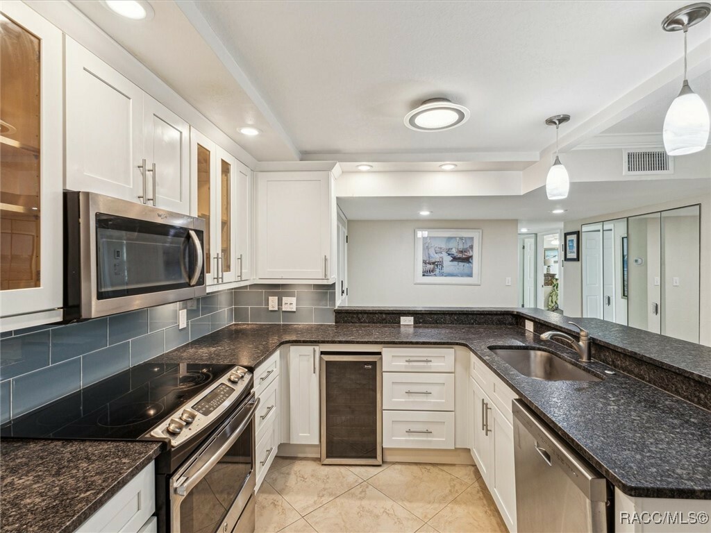 Property Photo: 1400 Gulf Boulevard 701 FL 33767