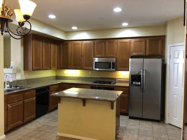 Property Photo: 7895 Via Montebello 2 CA 92129