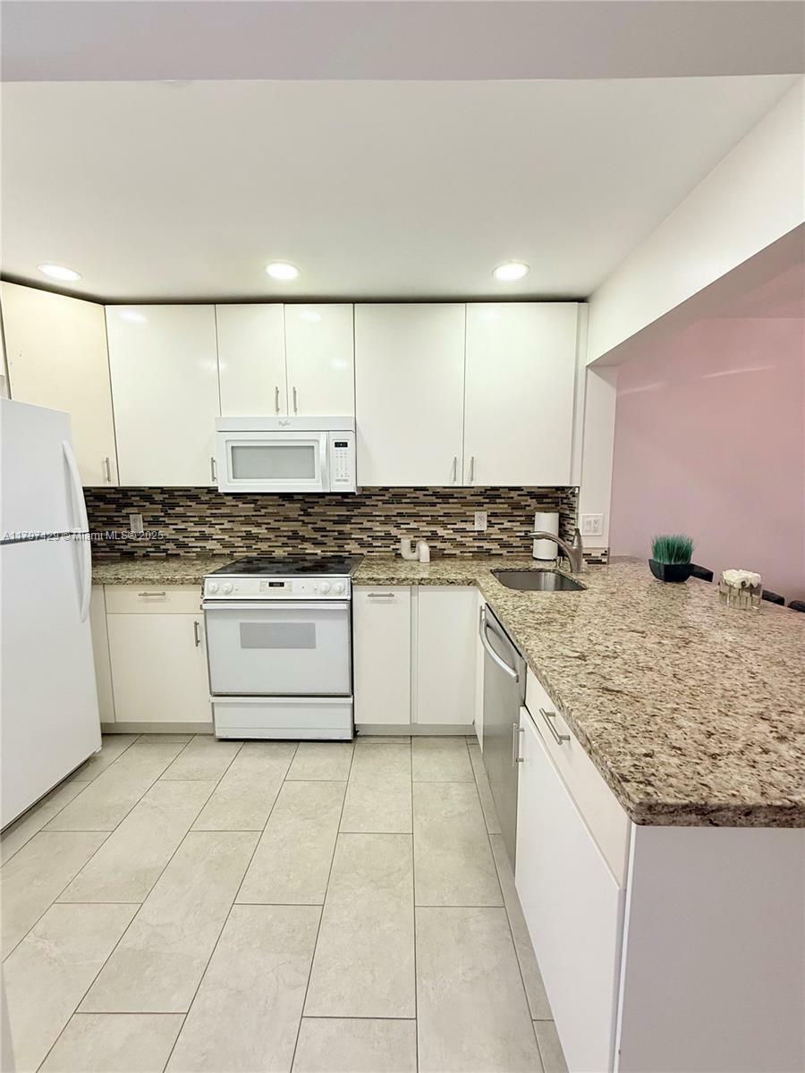 Property Photo: 2081 S Ocean Dr 308 FL 33009