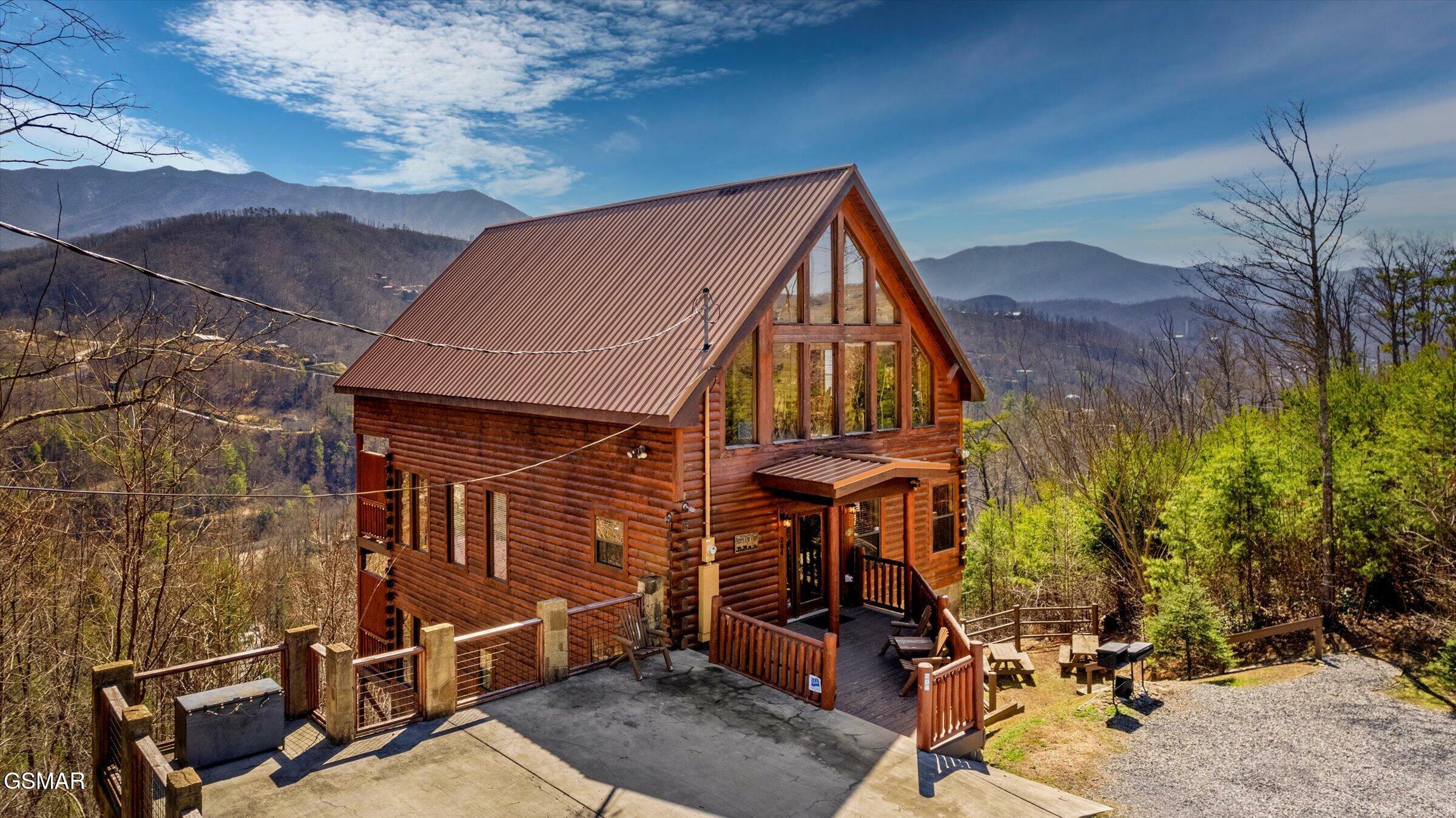 Property Photo: 204 Pinnacle Drive TN 37738