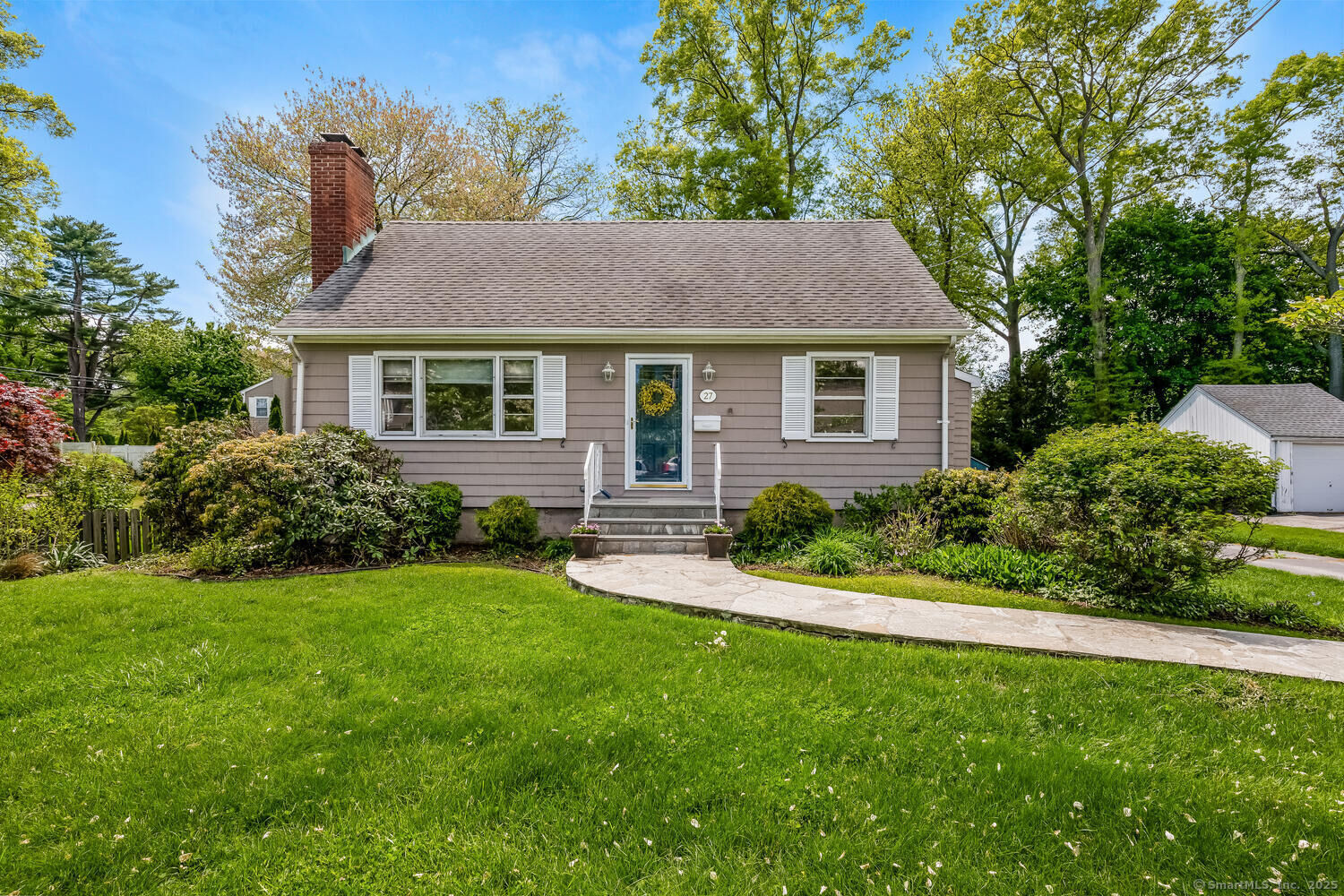 Property Photo:  27 Brookdale Road  CT 06824 