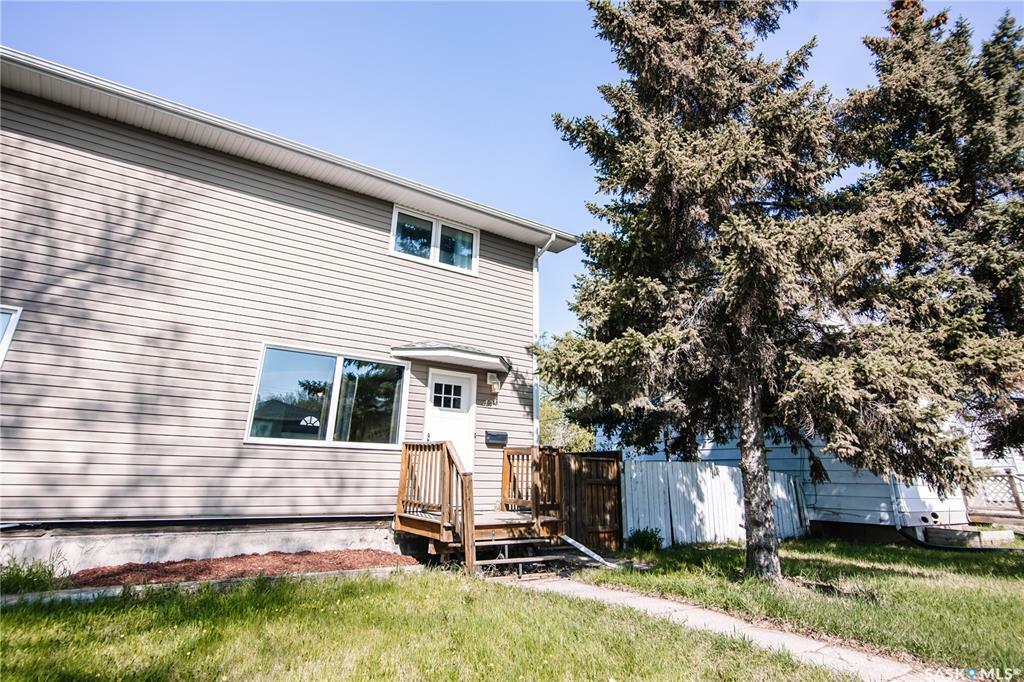 428 Cornwall Street  Regina SK S4R 2G8 photo