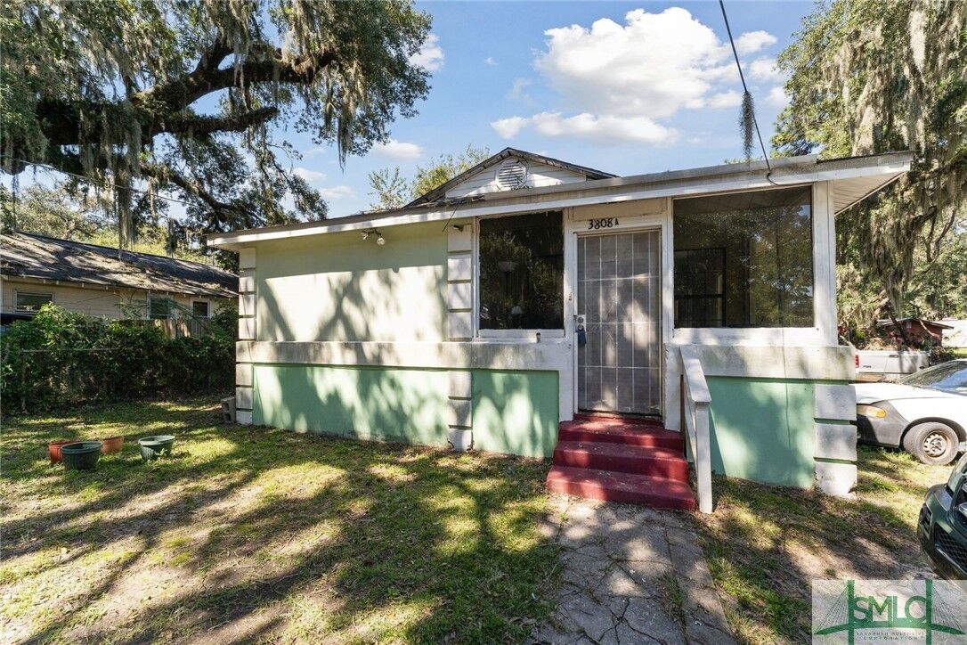 Property Photo: 3808 Elmdale Avenue GA 31405