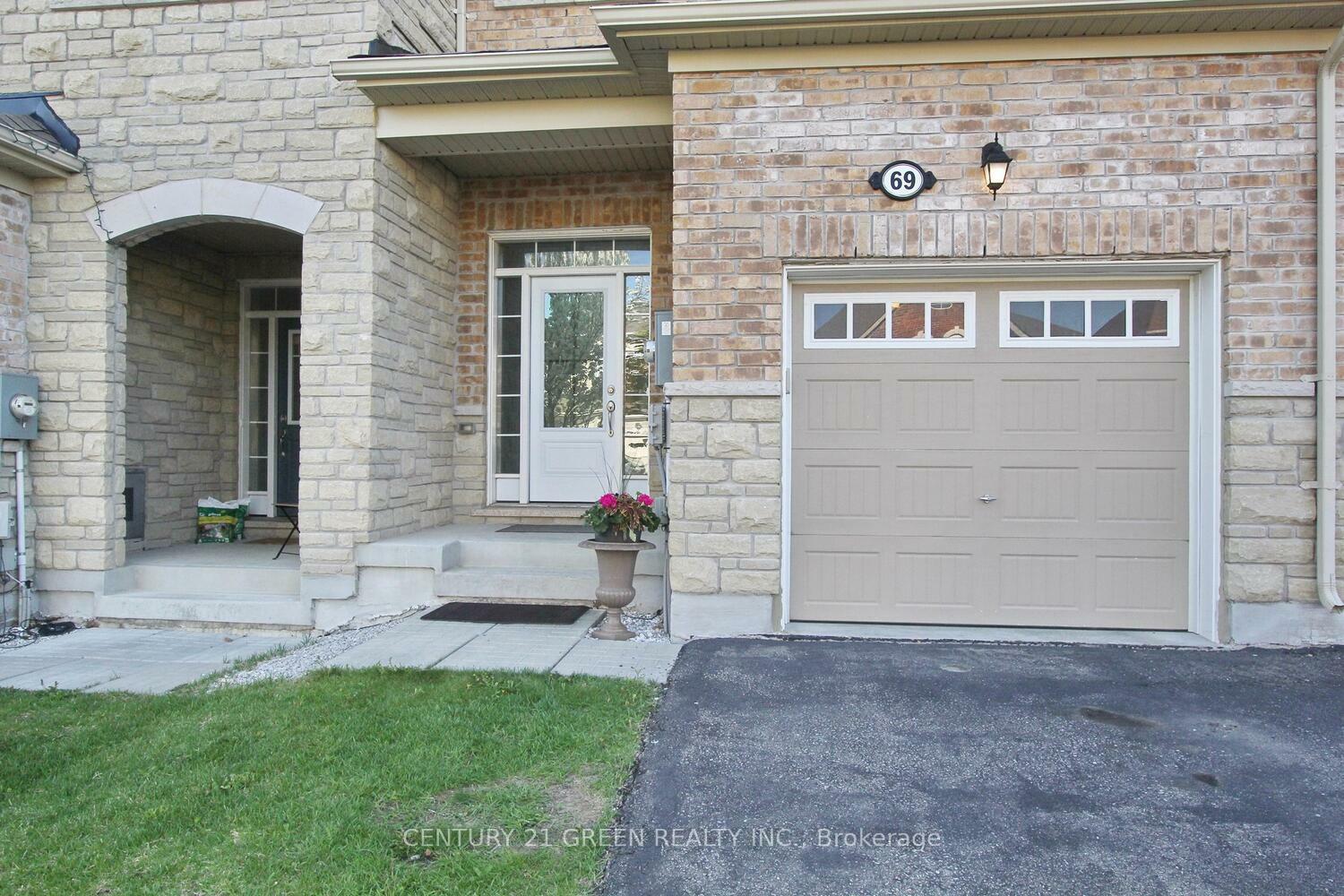 Property Photo: 69 Maple Cider Street ON L7C 4B8