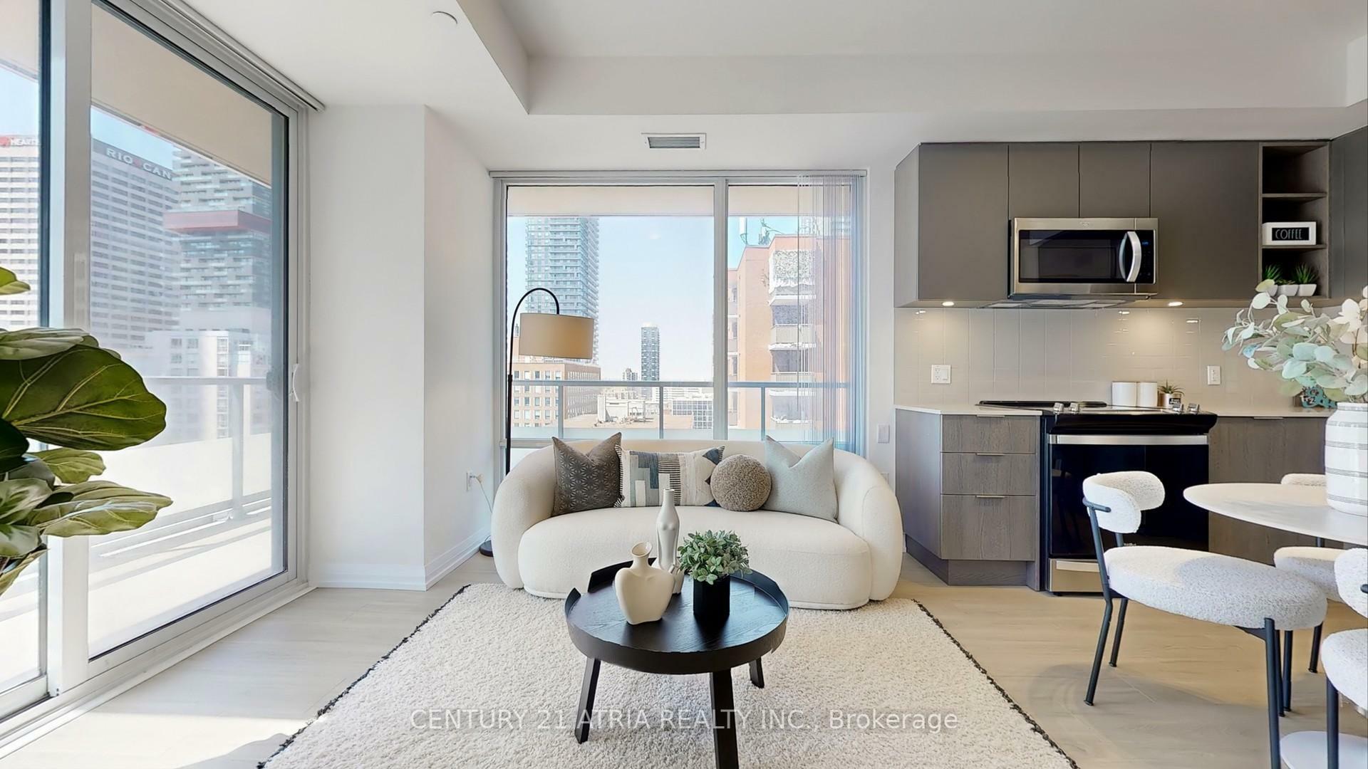 Property Photo: 50 Dunfield Avenue 1517 ON M4S 0E4
