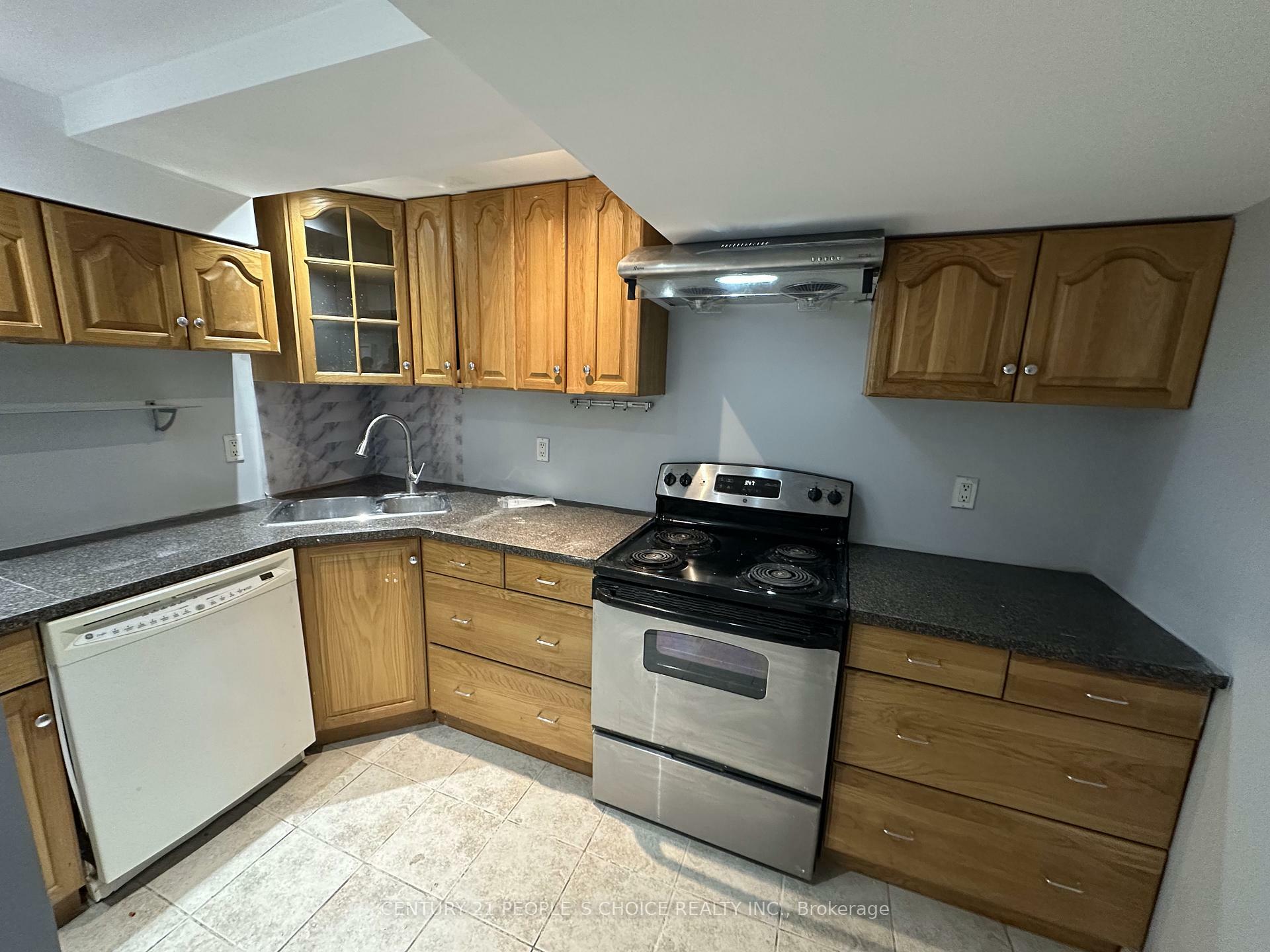 Property Photo: 2638 Sherhill Drive Bsmt ON L5J 3Z3