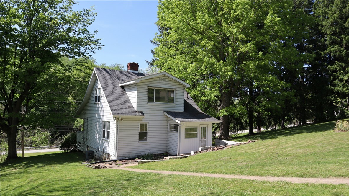Property Photo: 172 Speers Rd PA 15442