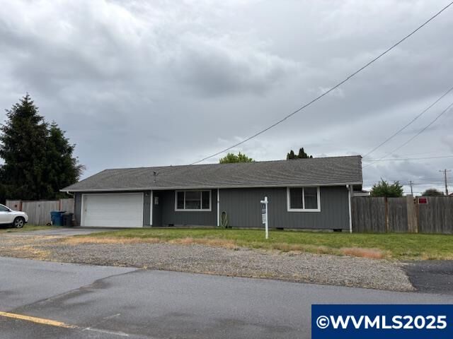 Property Photo:  290 Cleveland St  OR 97325 