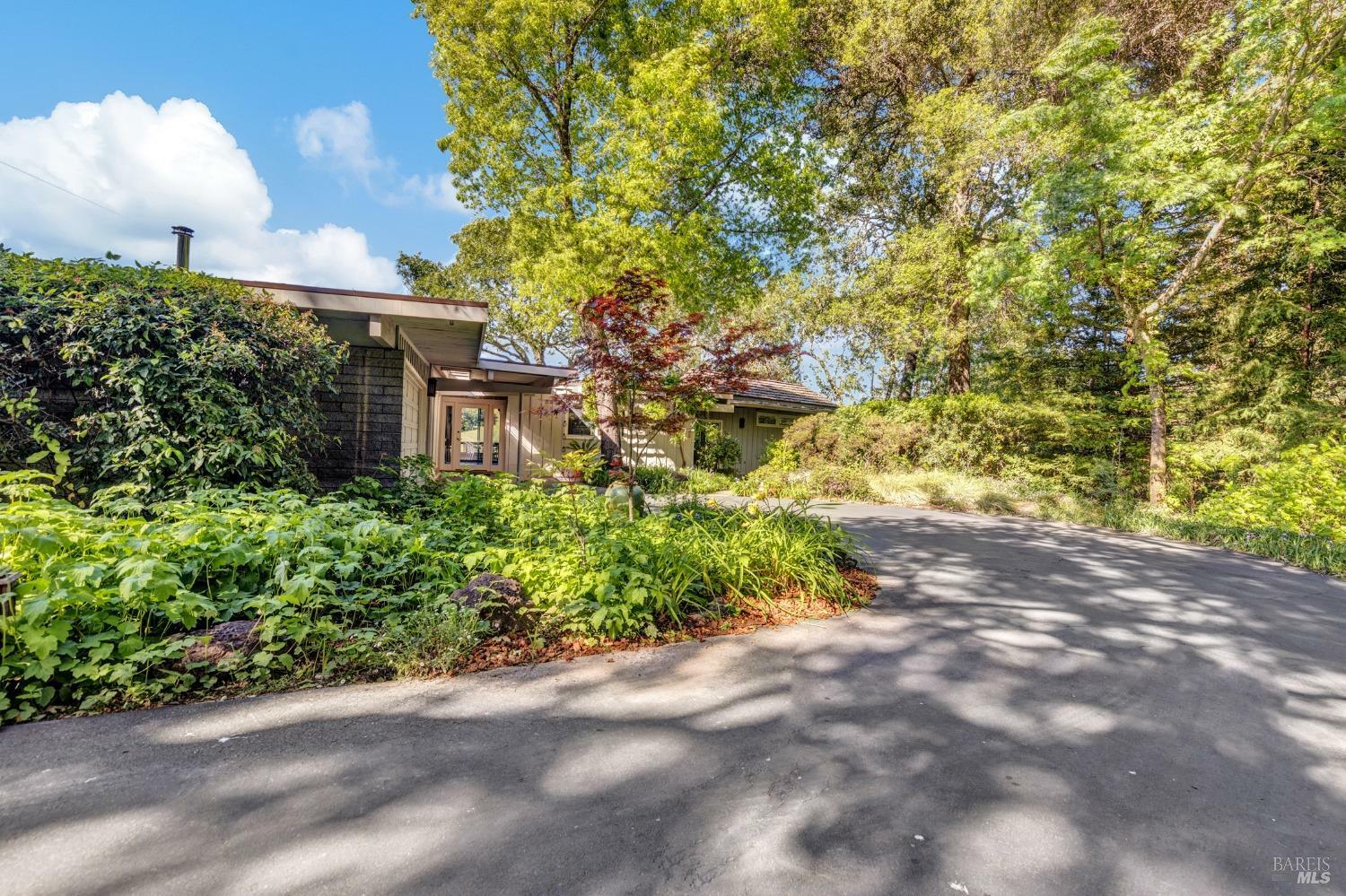4444 Redwood Road  Napa CA 94558 photo
