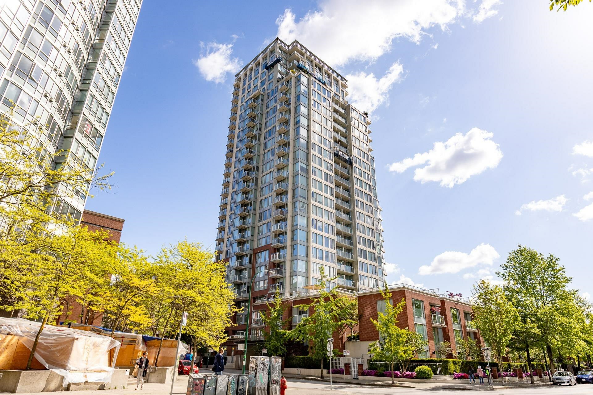 Property Photo: 550 Taylor Street 1205 BC V6B 1R1