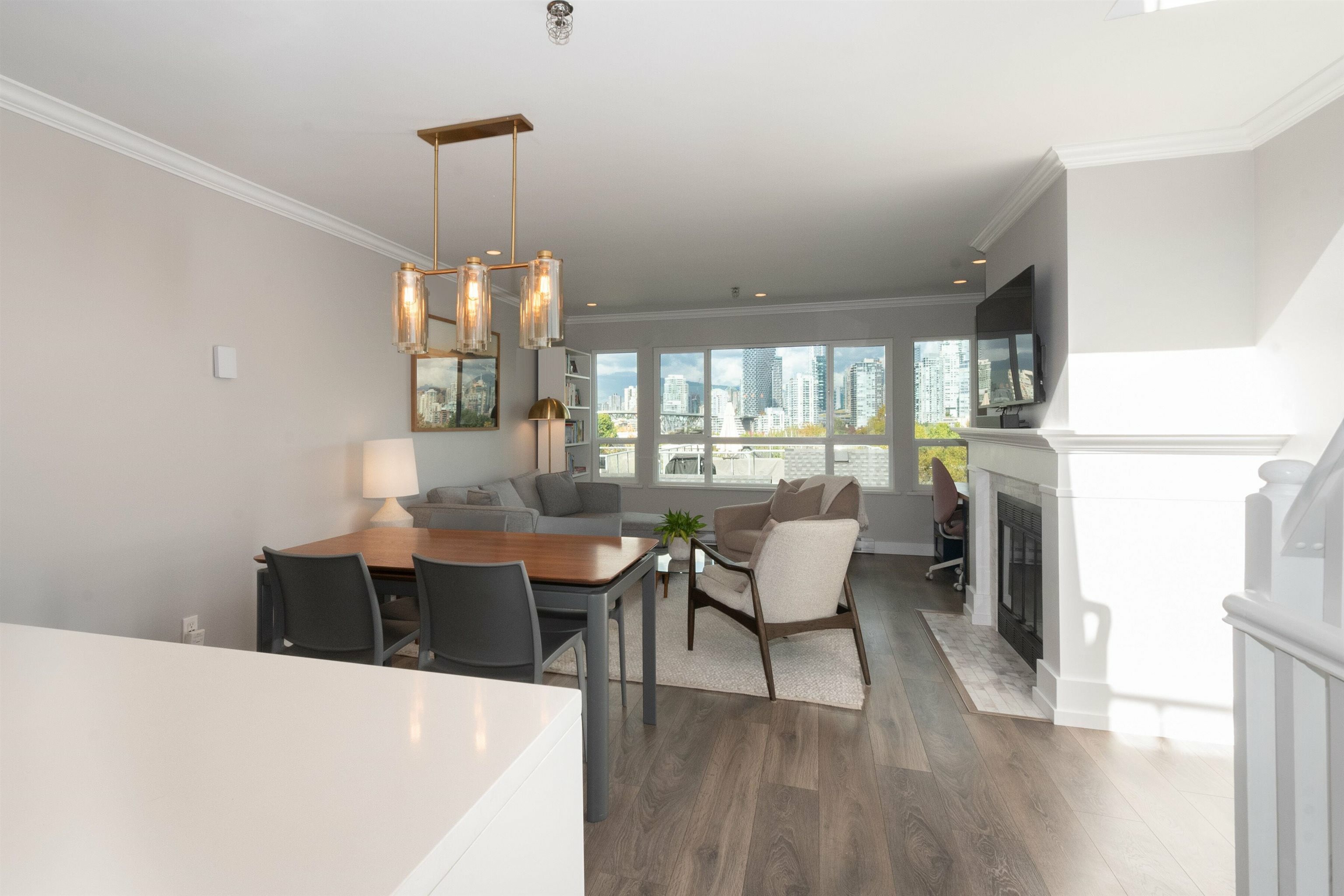 Property Photo: 1166 W 6th Avenue 307 BC V6H 1A4