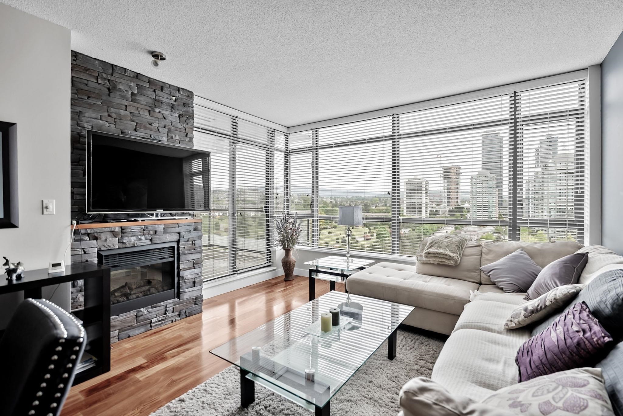 Property Photo: 4132 Halifax Street 1604 BC V5C 6V1