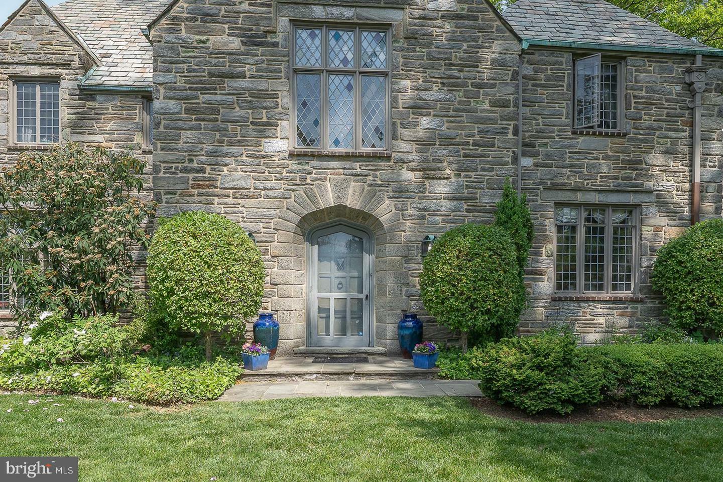 Property Photo: 507 N Latches Lane PA 19066