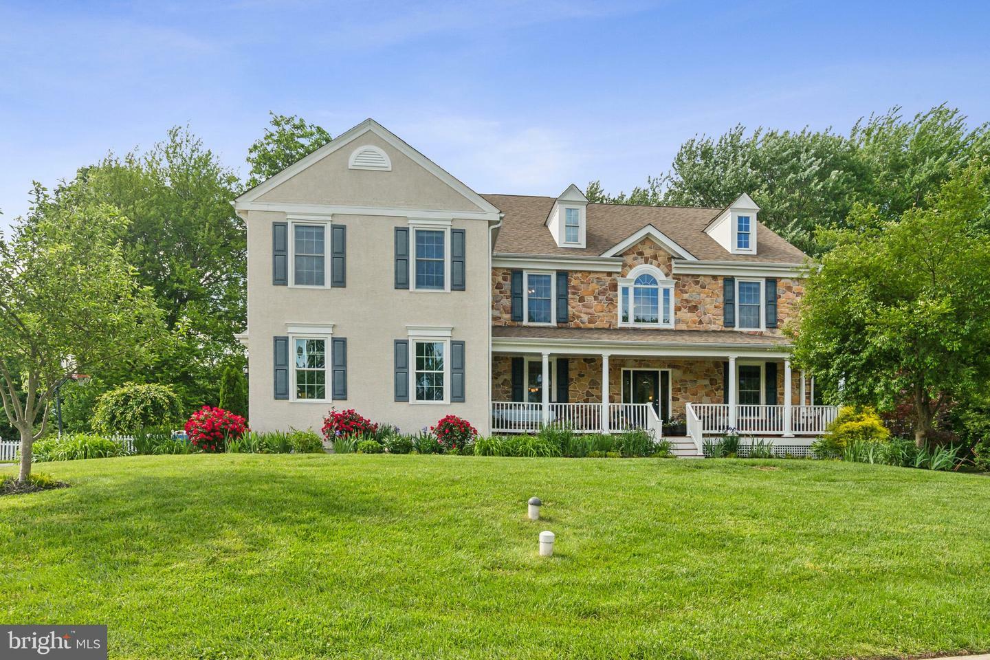 Property Photo:  13 Strathmore Court  PA 19086 